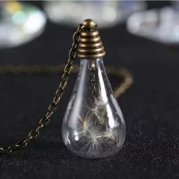 Threadzwear Jewelry - 28372 Dandelion Seed Necklace